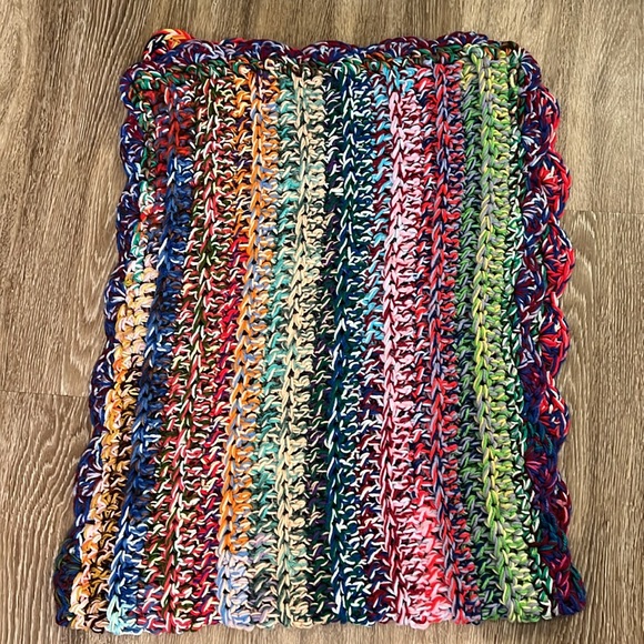 Vintage handmade crocheted afghan blanket bed throw 64 x 23 Inches - Picture 13 of 13